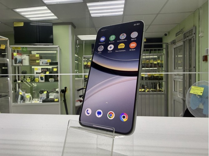 Смартфон Xiaomi Poco F7, 256 ГБ, серебристый, 12 ГБ