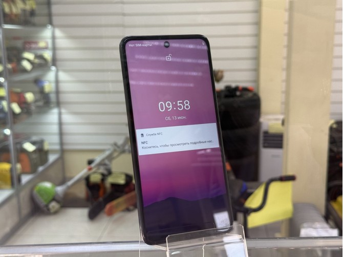 Мобильный телефон F+ P670 4/64 ГБ
