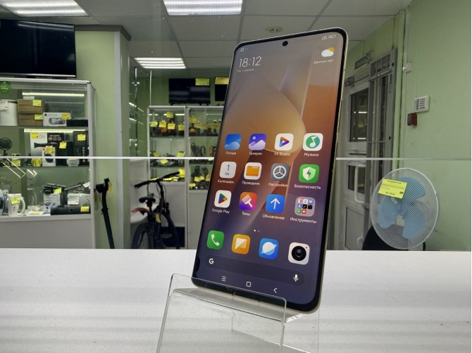 Телефон Xiaomi 12s Ultra 256 gb