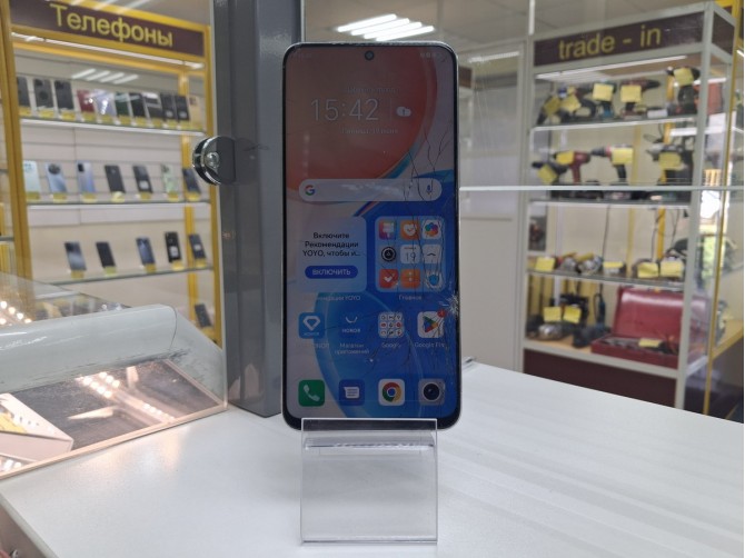 Мобильный телефон Honor, X8, 128 ГБ, серебристый ьрещины на дисплее