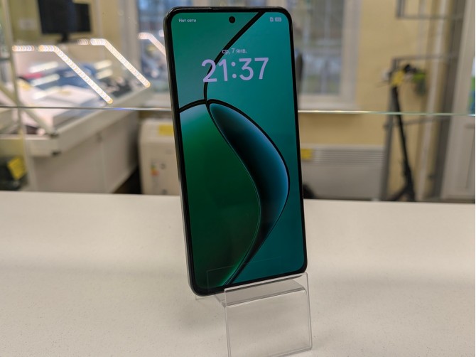 Мобильный телефон realme, 12, 256 ГБ, зеленый