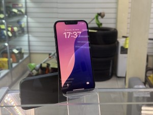 Мобильный телефон Apple iPhone 13 128 ГБ