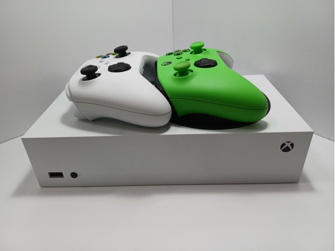 Игровая приставка XBOX SERIES S 512
