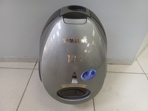 Пылесос SAMSUNG VC-7113H