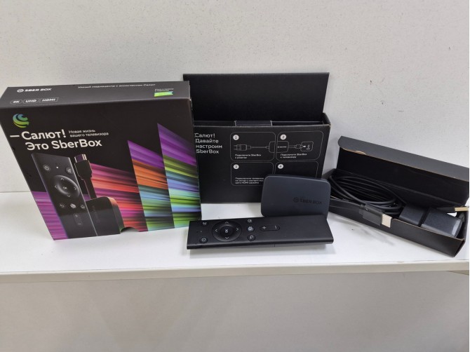 Smart tv приставка Sberbox
