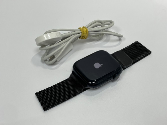 Часы Apple Watch 9, 45мм