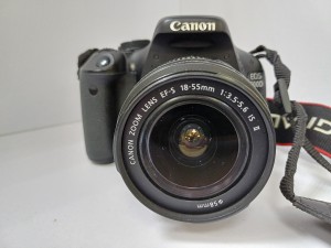 Зеркальный фотоаппарат CANON DS126311 EOS 600D