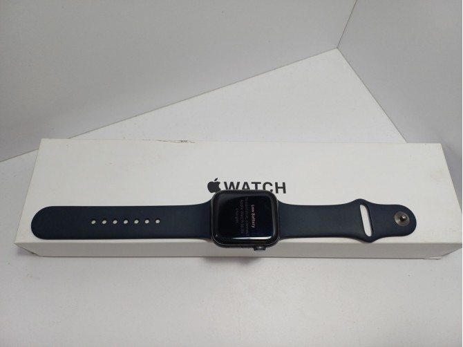 Смартчасы Apple Watch SE 44mm 2020