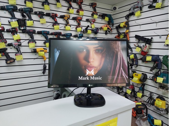 Телевизор LG, 24MT57V-PZ