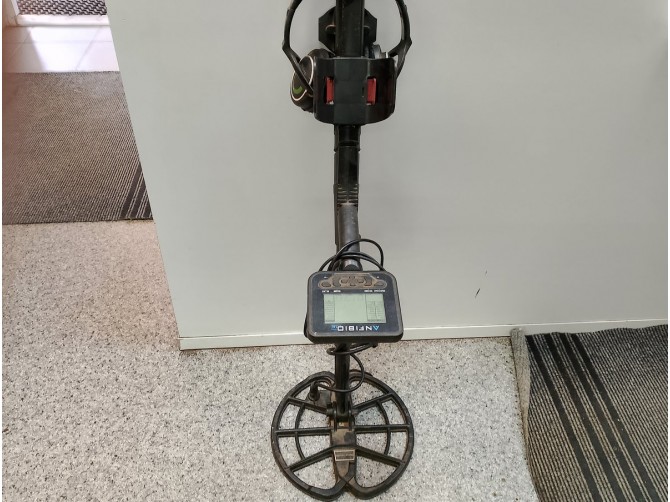 Металлоискатель Nokto MAKRO 14