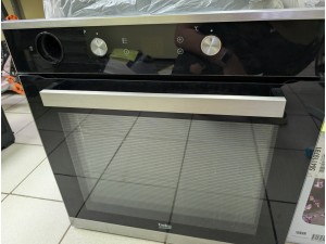 Встраеваемый духовой шкаф BEKO BIS15300X