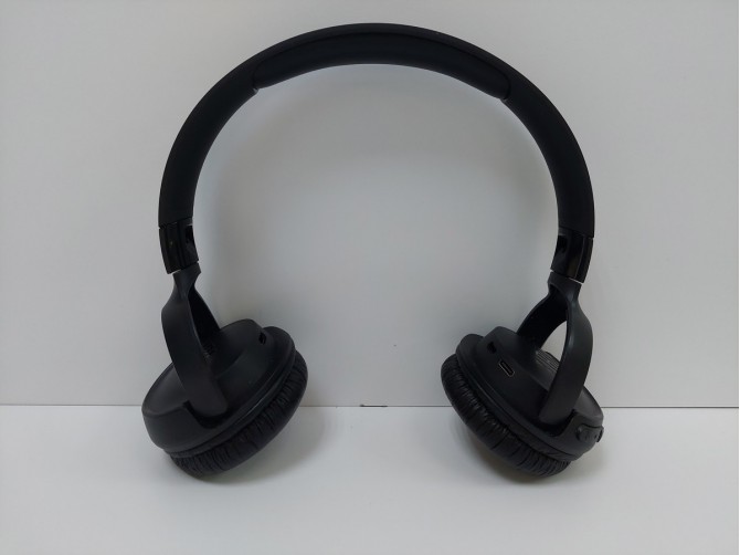 Беспроводные наушники JBL Tune 520BT черный 2023