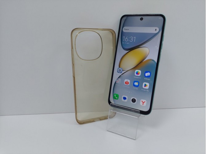 Мобильный телефон TECNO Spark Go 1 3/64 ГБ