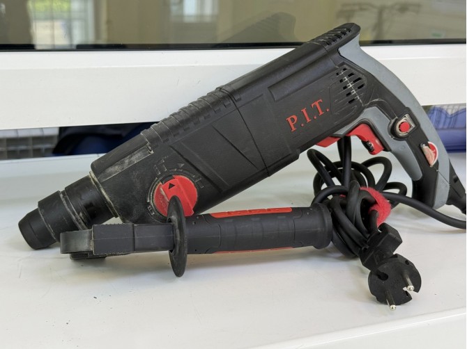 Перфоратор P.I.T. PBH24-C, SDS – plus, Сетевой