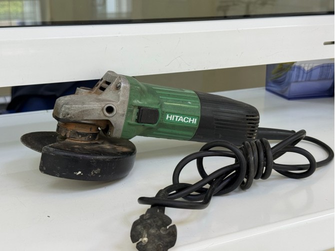 Болгарка Hitachi 13SS2