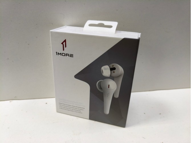 беспроводные наушники 1MORE ComfoBuds Pro