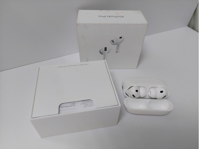 Наушники AirPods Pro3