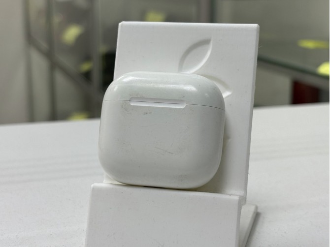 Наушники apple airpods 4 c шумоподавлением