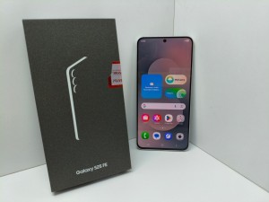 Мобильный телефон Samsung Galaxy S25 FE 8\256