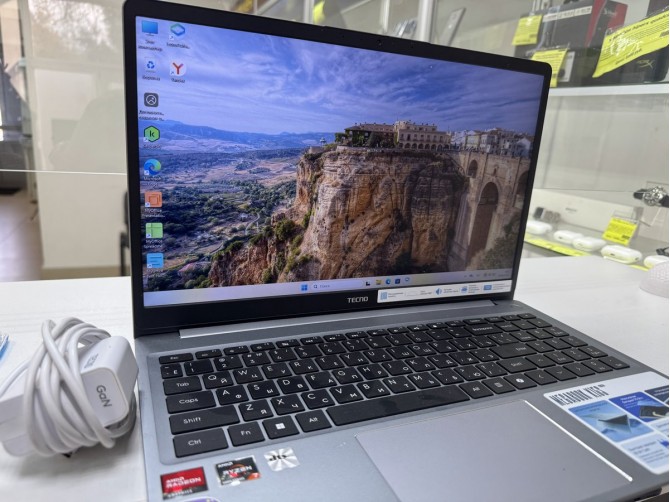 Ноутбук TECNO Megabook K15S amd