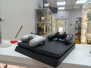 Sony Playstation 4