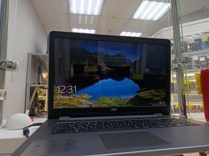 Ноутбук Dell I5/ 2.3GHz/ ram 8 gb/ hdd 500 gb