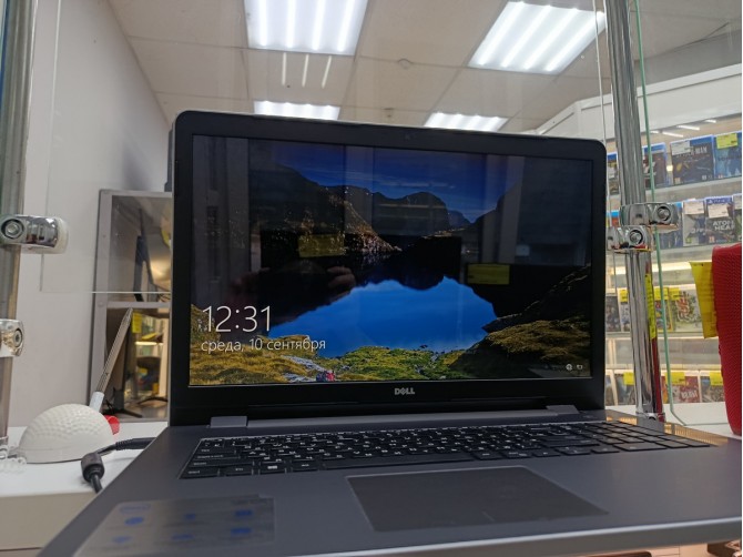 Ноутбук Dell I5/ 2.3GHz/ ram 8 gb/ hdd 500 gb