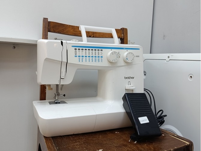 Швейная машина brother XL 5020