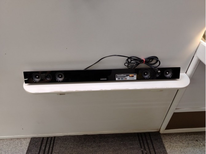 Саундбар Samsung HW-F450