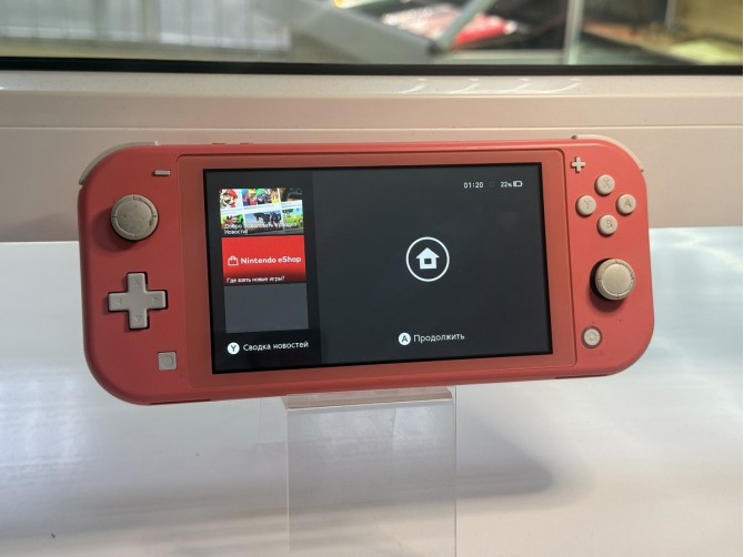 Игровая приставка Nintendo Switch Lite розовая