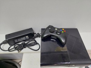 игровая приставка XBOX 360 E, модель 1538, 250 гб, прошитая