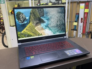 Ноутбук MSI katana 17, i5-12450H, GeForce RTX 3050