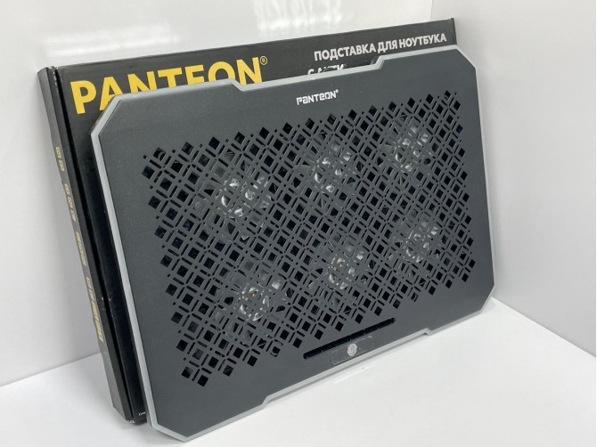Охлаждающая подставка для ноутбука PANTEON CP-176 RGB черный