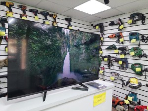 Телевизор Haier, 43 HQLED S2 Pro, черный
