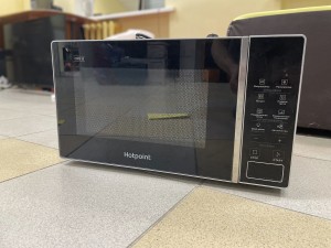 Микроволновая печь Hotpoint MWHA 201 SB