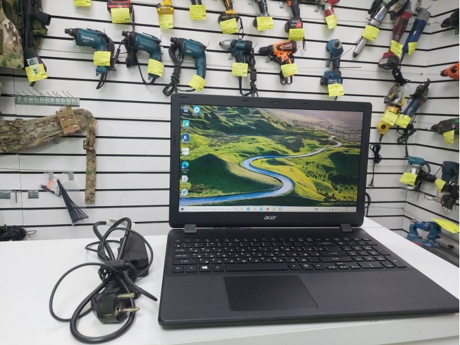 Ноутбук Acer es1-531-P10A, Pentium N3710, Intel(R) Graphics, 4/250 гб