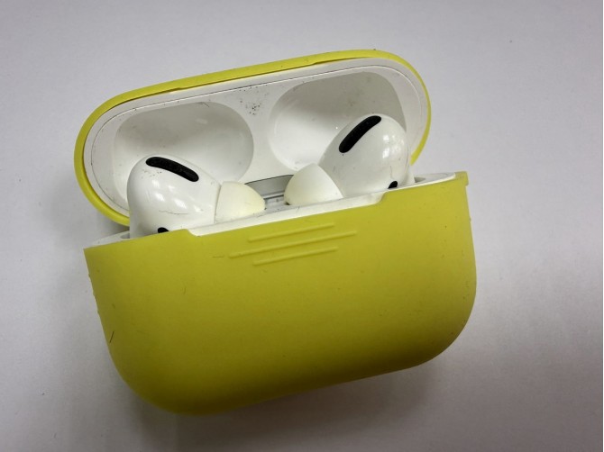 Наушники AirPods Pro
