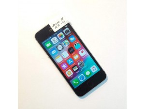 Мобильный телефон iPhone SE 32GB