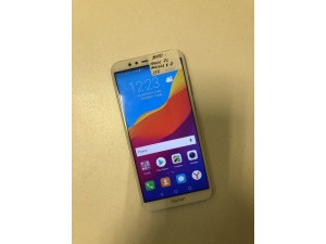 Мобильный телефон Honor 7C 3/32GB