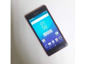 Мобильный телефон Sony E2303
